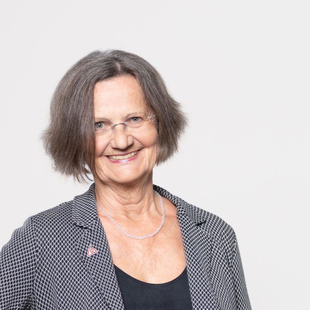 Trude Kalcher